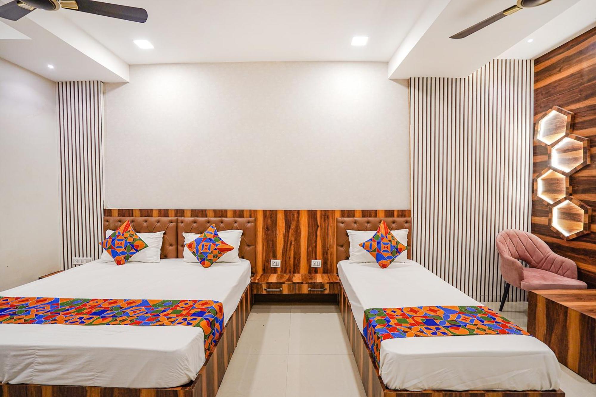 Fabhotel Ts Inn Faithfulganj 外观 照片