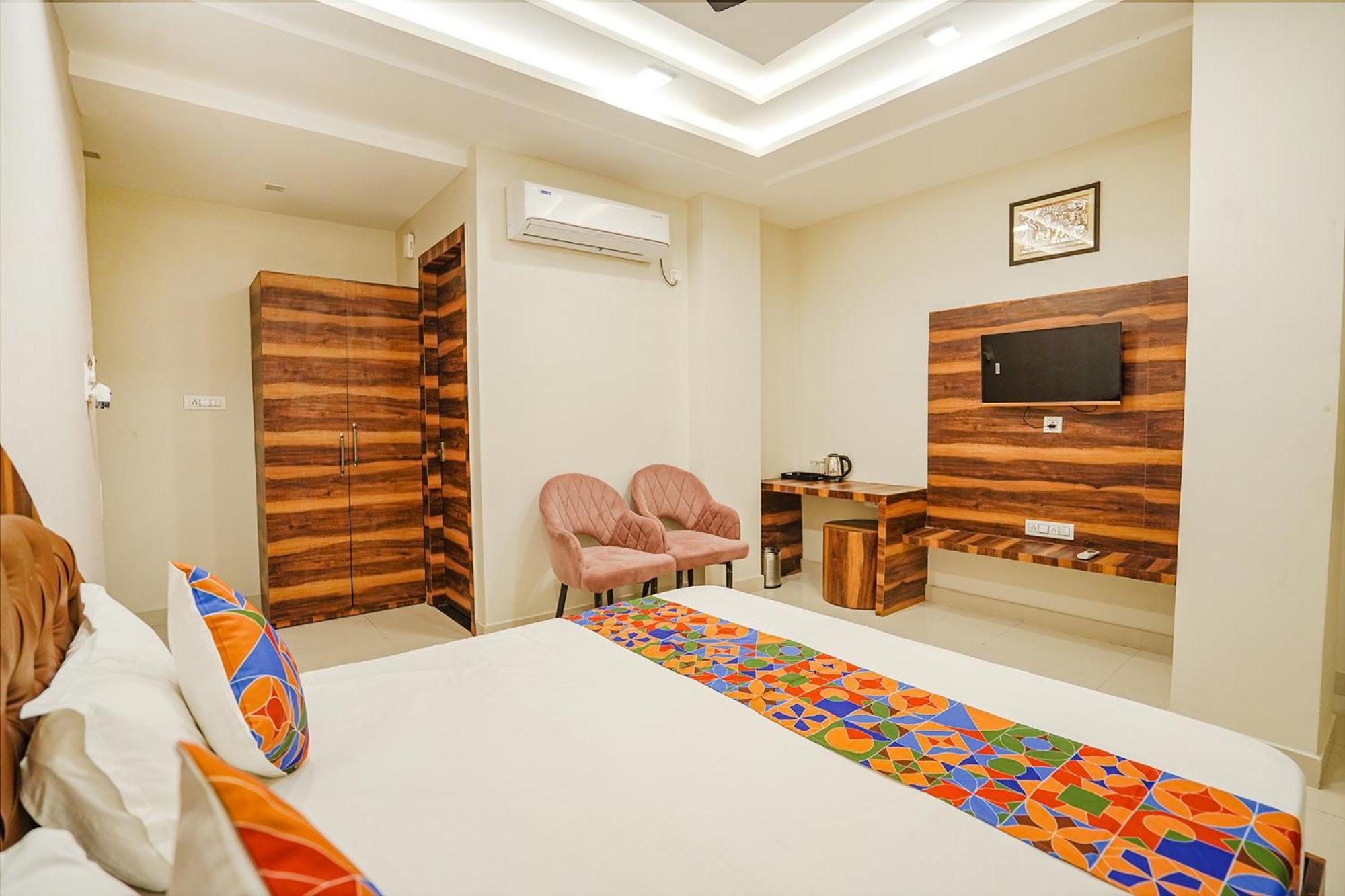 Fabhotel Ts Inn Faithfulganj 外观 照片